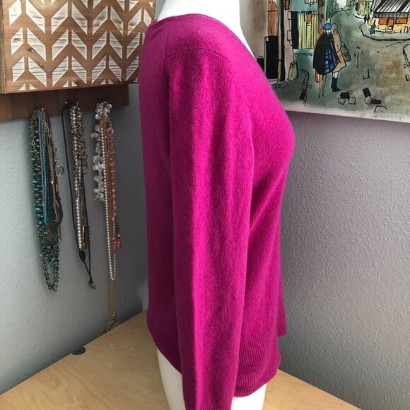 Apt. 9 100% Cashmere V Neck Sweater - Quiet Luxury - Picture 5 of 8